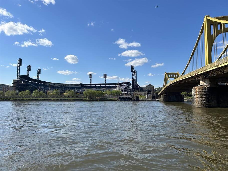 Sprawling Stadium Views Wonderful Location 24-7 Parking Gym Lounge Pittsburgh Exterior photo